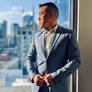 Meet your Posher, Bee